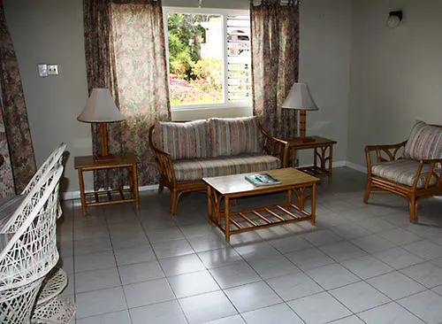 The Atrium At Ironshore Hotel 3*